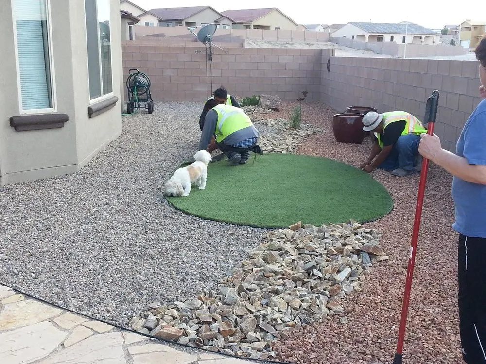 Expert lawn care service in Albuquerque, NM - Oak Tree Landscape