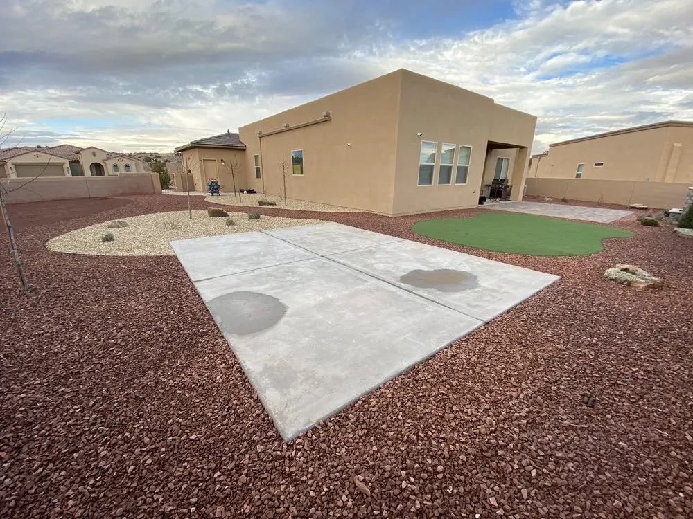 Top-rated residential landscaping in Albuquerque, NM - Oak Tree Landscape