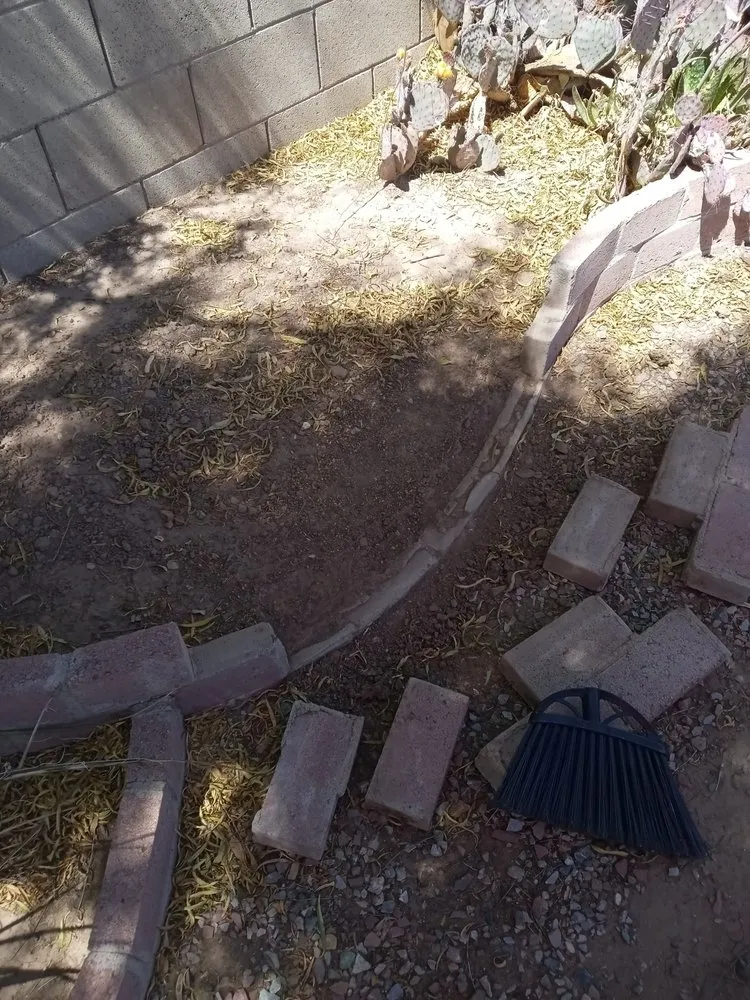 Professional garden landscaping experts serving Tucson, AZ - Oak Tree Landscape