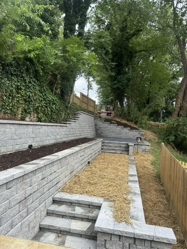 Top-rated yard cleanup service experts serving Mechanicsville, VA - Oak Valley Custom Hardscape