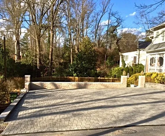 Affordable lawn care service for beautiful yards across Mechanicsville, VA - Oak Valley Custom Hardscape