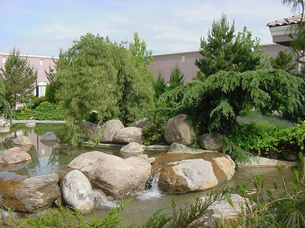 Top-rated lawn mowing service in Reno, NV by Oakcrest Landscaping