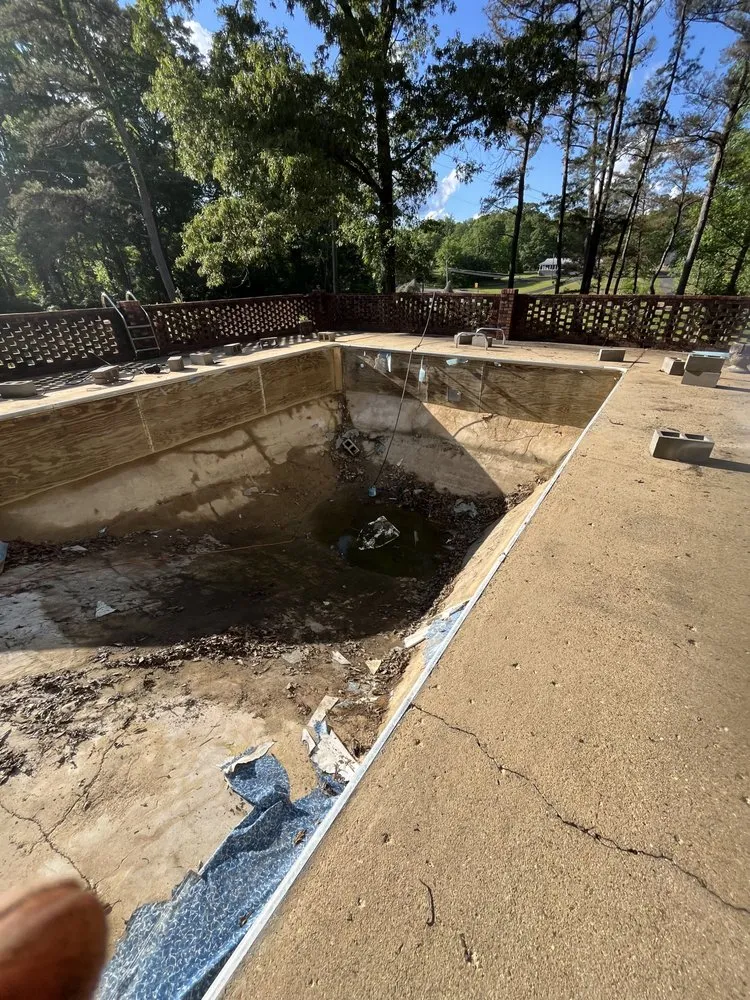 Trusted residential landscaping for residential properties in Vernon, AL by Oakes Landscaping and Repairs