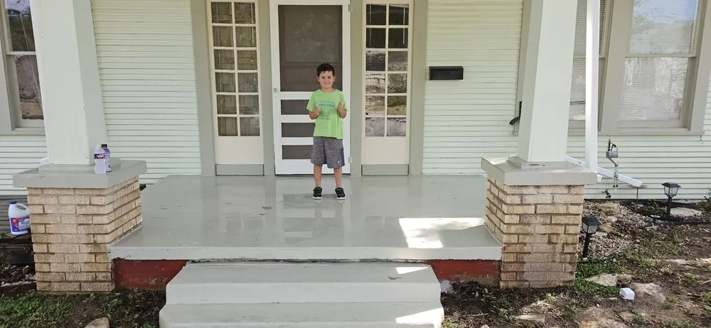 Affordable yard cleanup service for year-round maintenance across Austin, TX - Oakhill Home Services