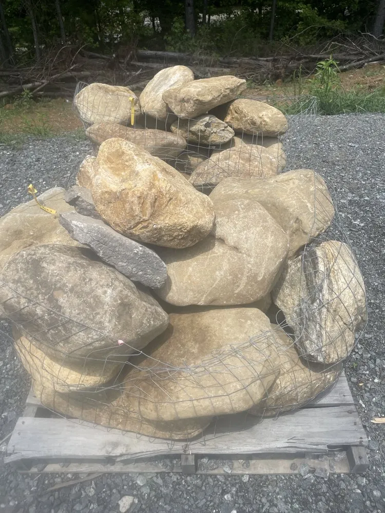 Custom lawn mowing service experts serving Charlotte, NC - Oakhurst Landscaping and TreeSservice