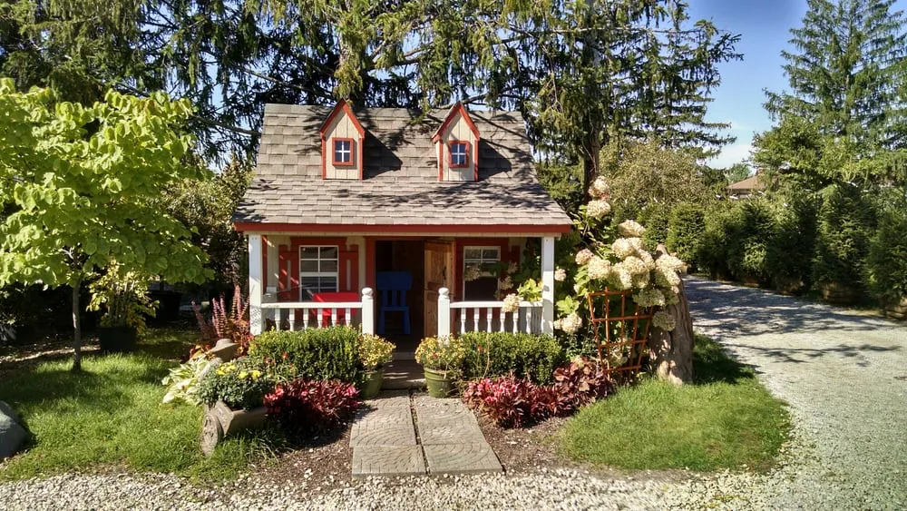 Trusted yard maintenance experts serving Delaware, OH - Oakland Nursery - Delaware