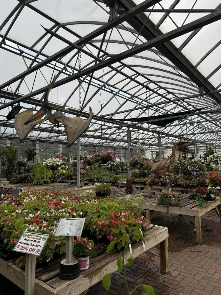 Custom residential landscaping in New Albany, OH - Oakland Nursery