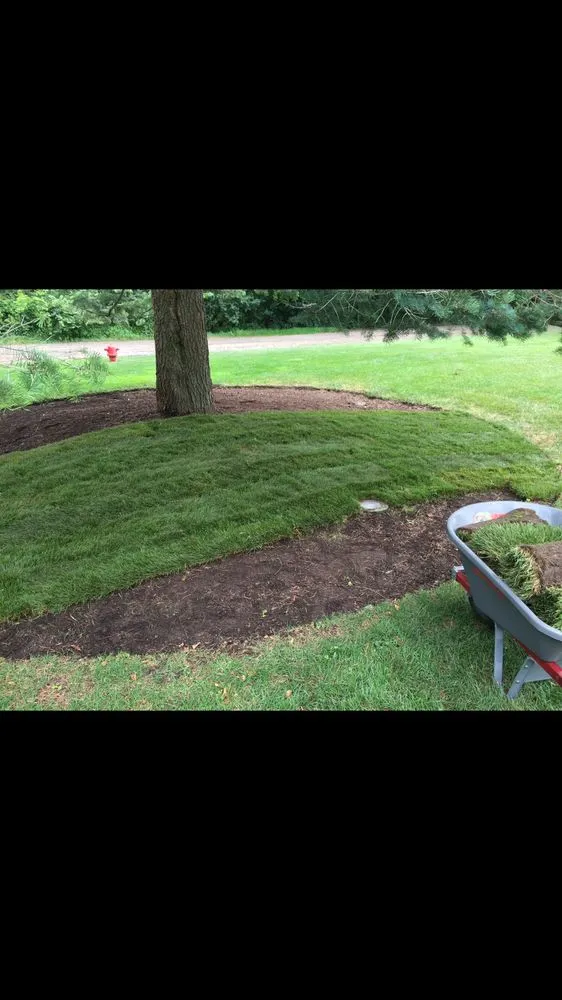 Affordable yard maintenance in Birmingham, MI - Oakland Outdoor Services