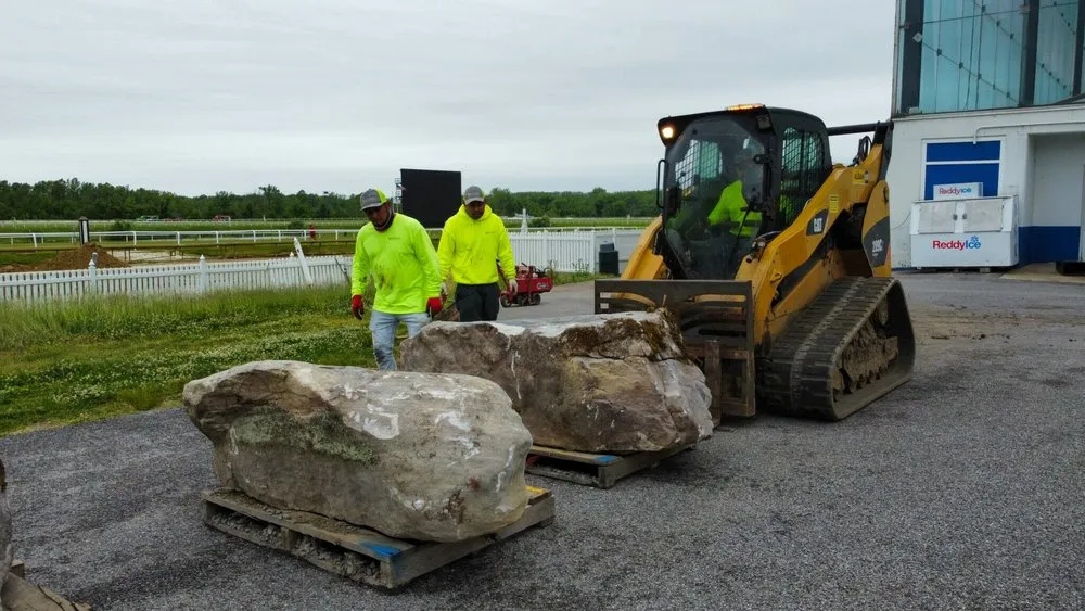 Reliable yard maintenance in Highland, MD - Oaklawn Landscaping