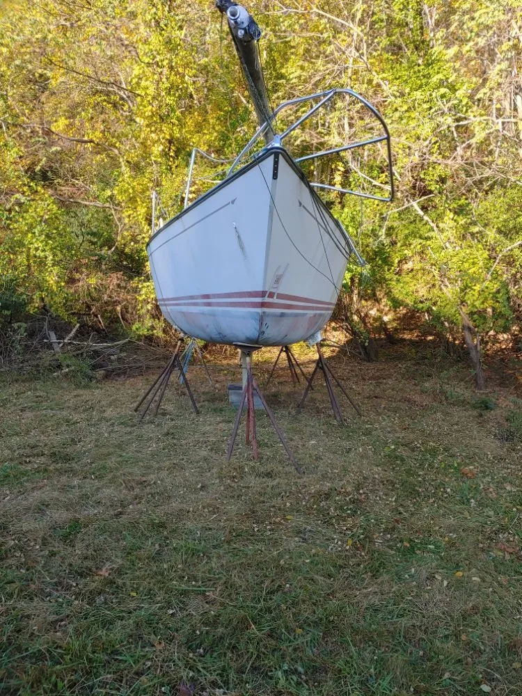 Custom lawn mowing service experts serving Farmington, NH - Oakleaf Landscaping & Tree Maintenance