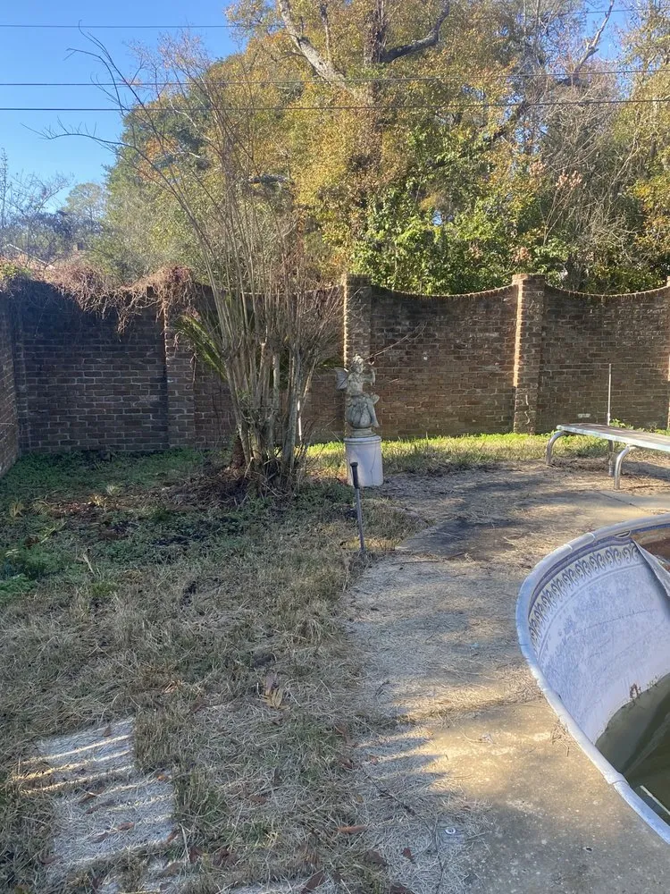 Reliable landscape installation for beautiful yards across Mobile, AL - Oakleigh Lawn And Landscape Association