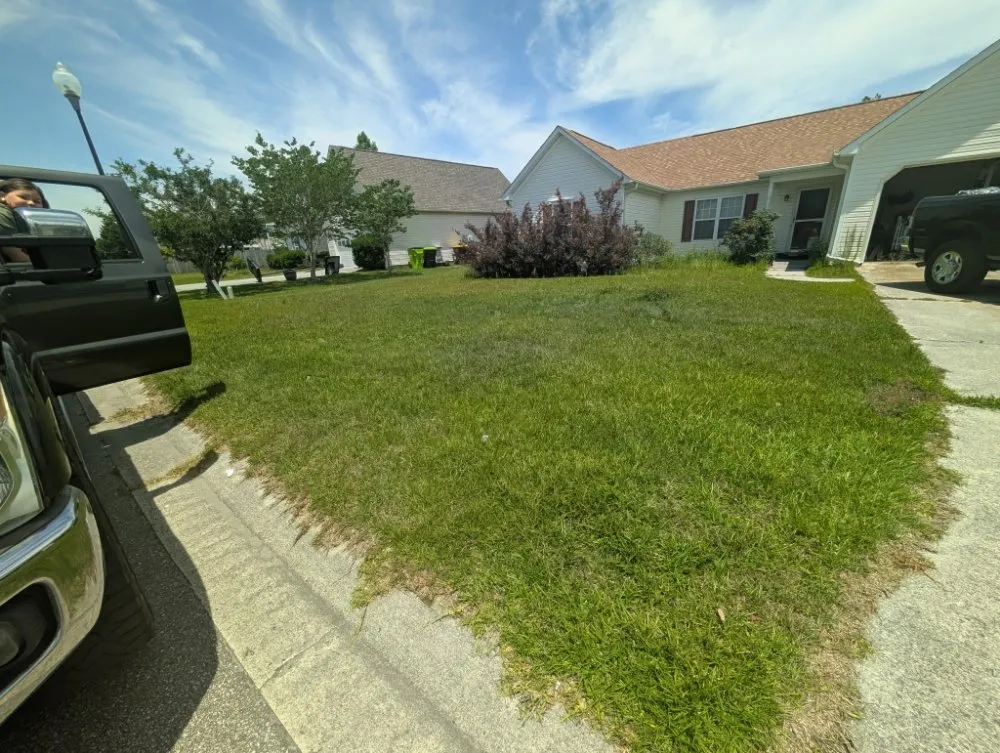 Expert garden landscaping experts serving Castle Hayne, NC - Oakley Enterprise
