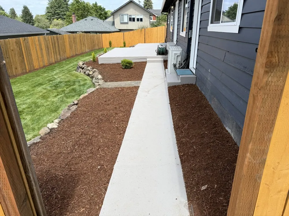 Custom landscape installation experts serving Salem, OR - Oakmark