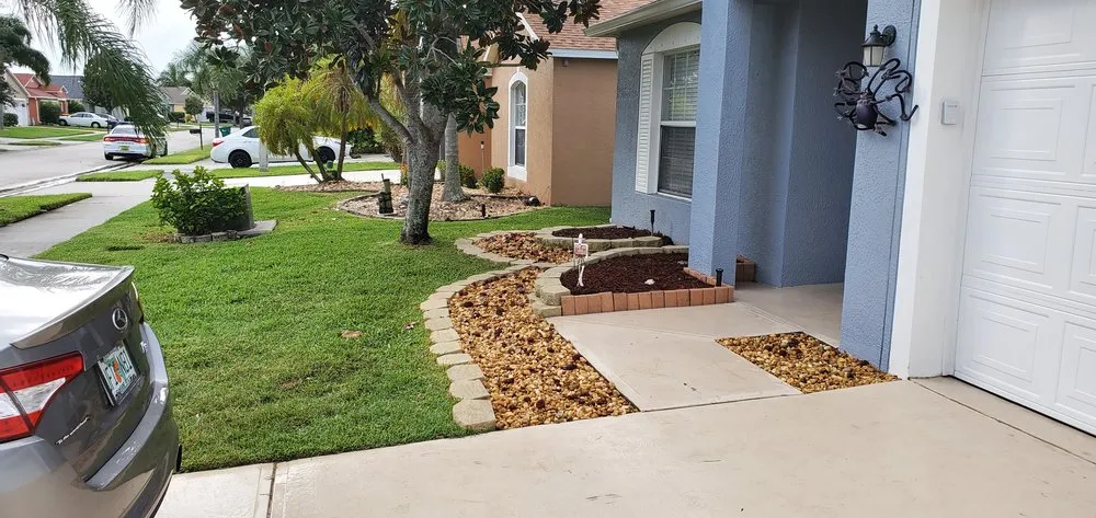 Trusted yard cleanup service in Palm Bay, FL - Oakmont Lawn care