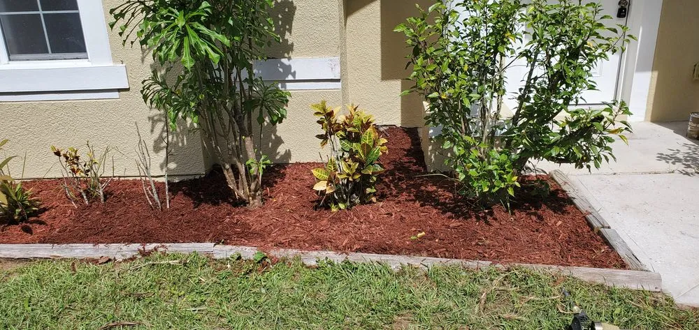Trusted residential landscaping for homes across Palm Bay, FL - Oakmont Lawn care
