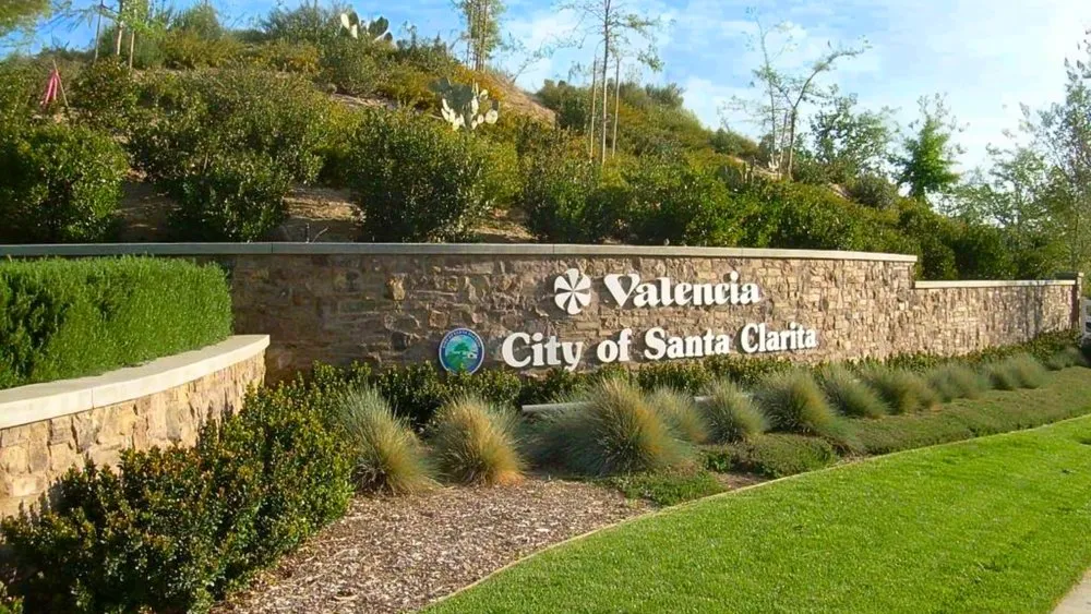 Professional landscaping services with custom design across Valenica, CA - Oakridge Landscape