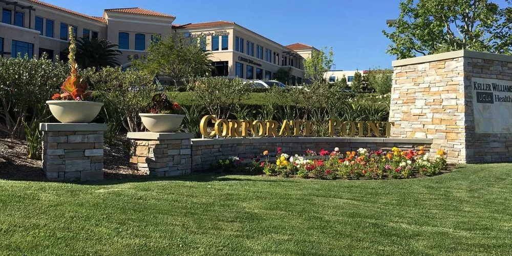 Custom landscaping services in Valenica, CA - Oakridge Landscape