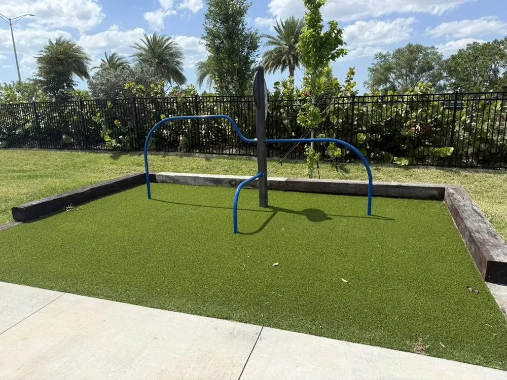 Top-rated garden landscaping for year-round maintenance in Port Richey, FL by Oaks Lawn and Tree Service