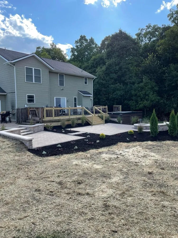 Top-rated landscaping services experts serving Xenia, OH - Oakscapes