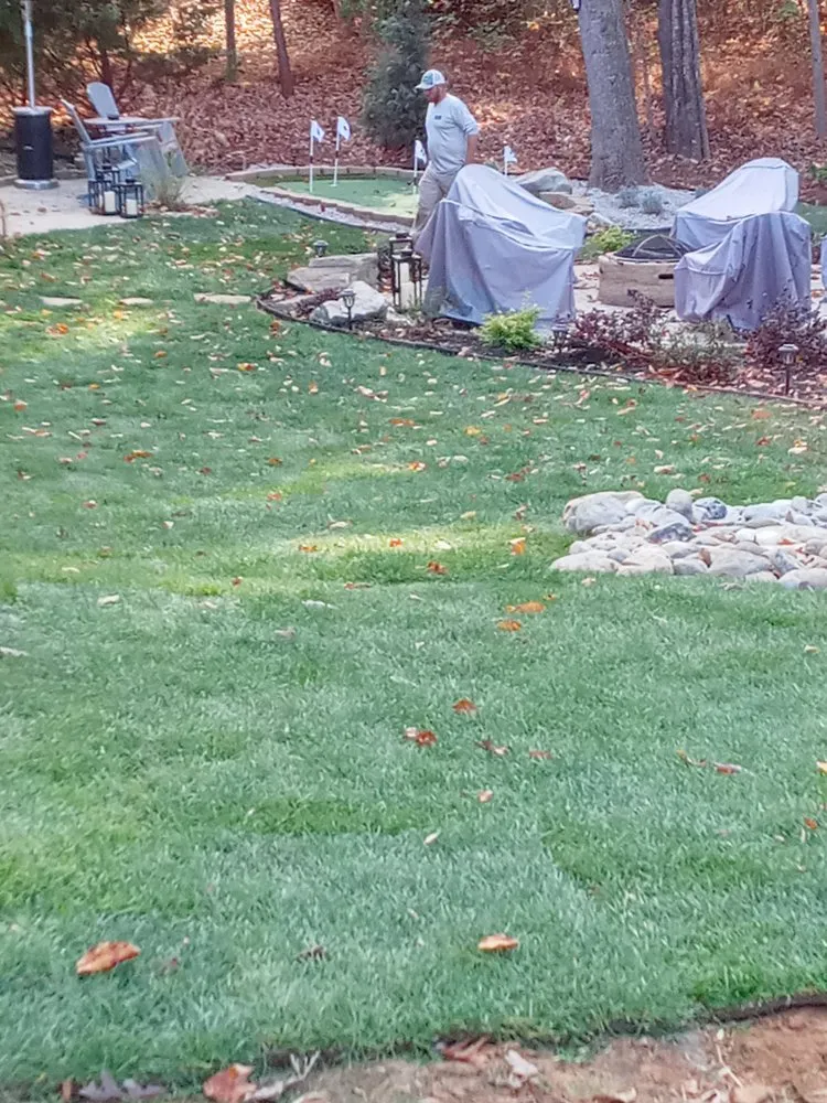 Affordable garden landscaping in Smithfield, NC - OaksLawn