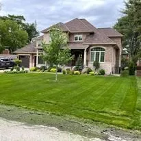 Top-rated yard maintenance for year-round maintenance in Park Ridge, IL by Oakton Property Maintenance