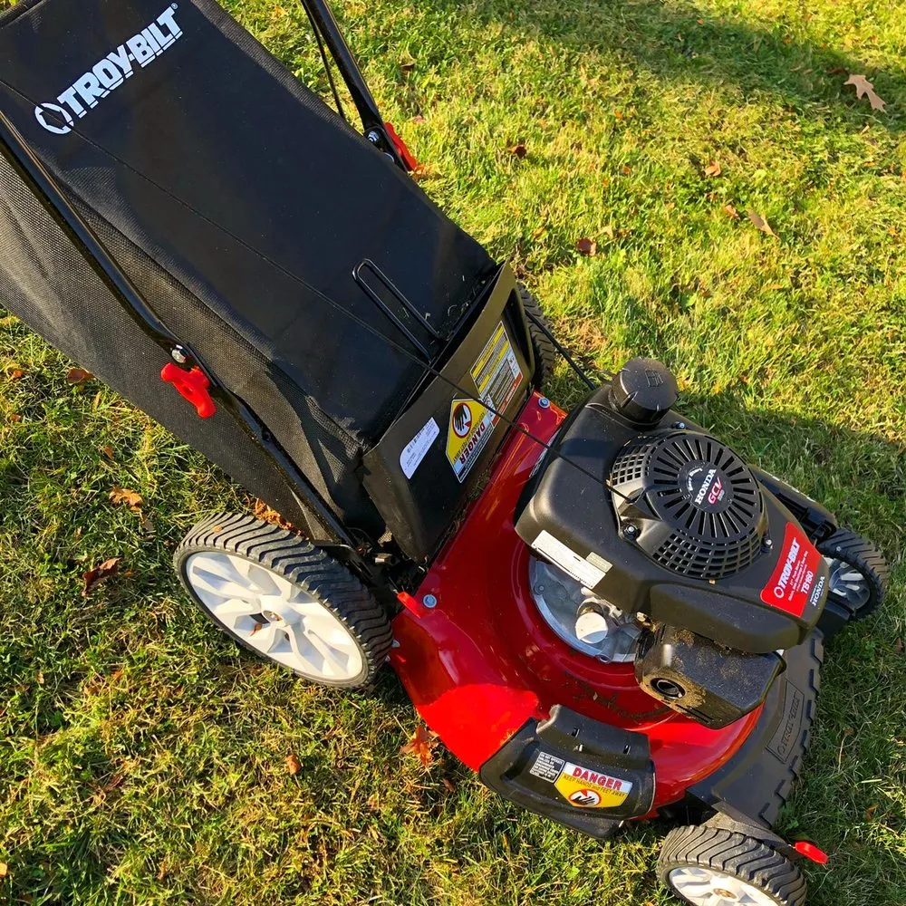 Reliable landscaping services in Cleveland, OH by OAKTREE Lawn Care & Snow Removal