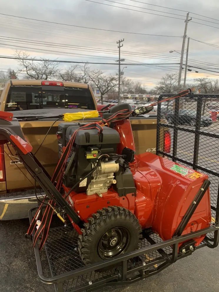 Reliable yard maintenance with custom design across Cleveland, OH - OAKTREE Lawn Care & Snow Removal