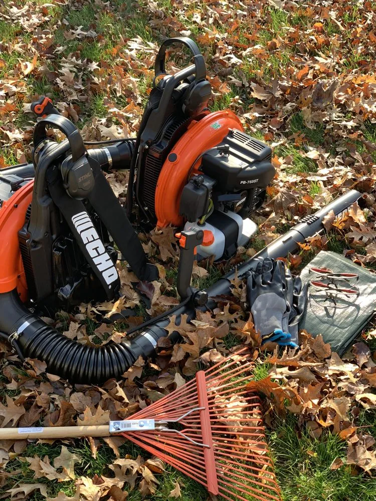 Expert residential landscaping in Cleveland, OH - OAKTREE Lawn Care & Snow Removal