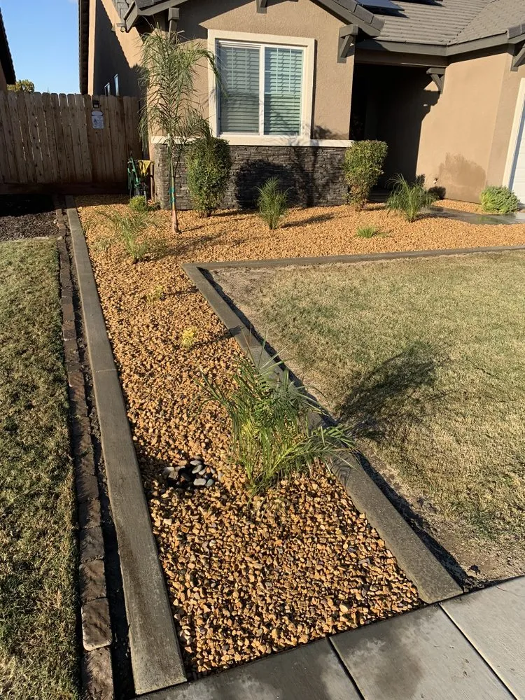 Local residential landscaping for residential properties in Farmersville, CA by Oakwood Landscape
