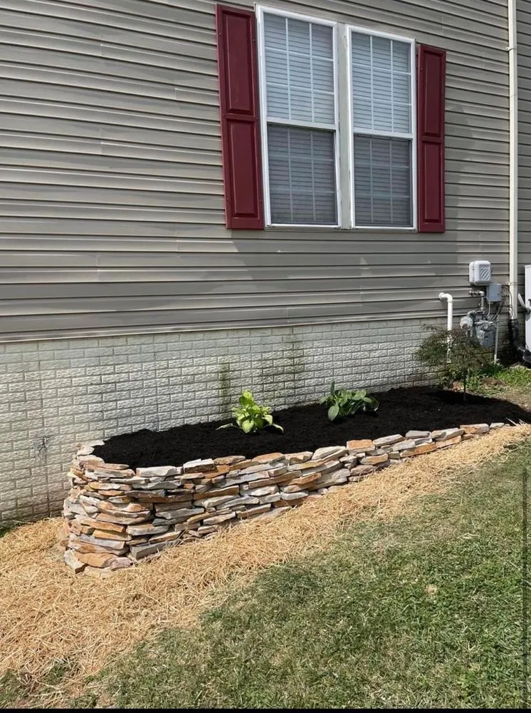 Expert lawn care service in Perry Hall, MD - Oakwood Landscaping