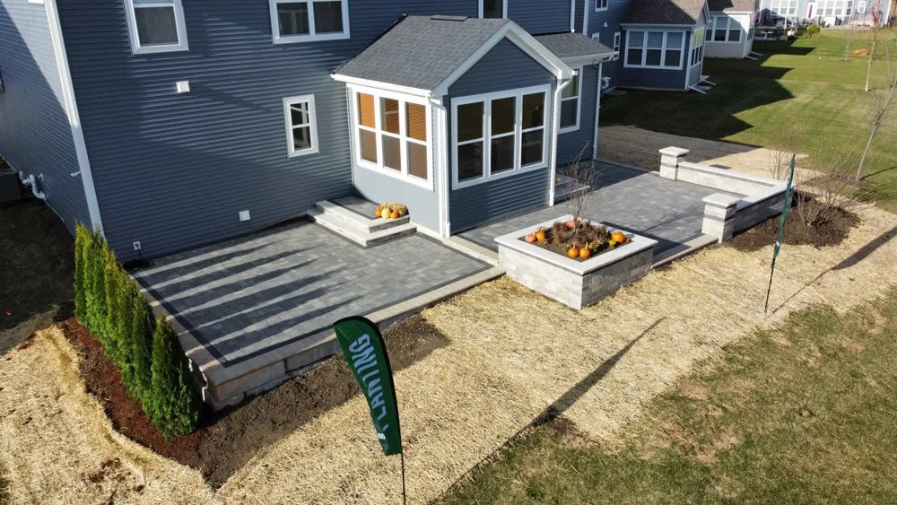 Professional residential landscaping for year-round maintenance across Mundelein, IL - Oakwood Outdoor