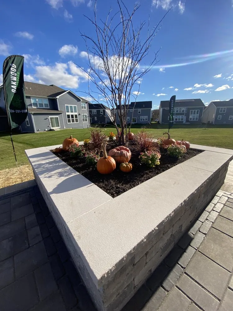 Custom landscape installation for beautiful yards across Mundelein, IL - Oakwood Outdoor