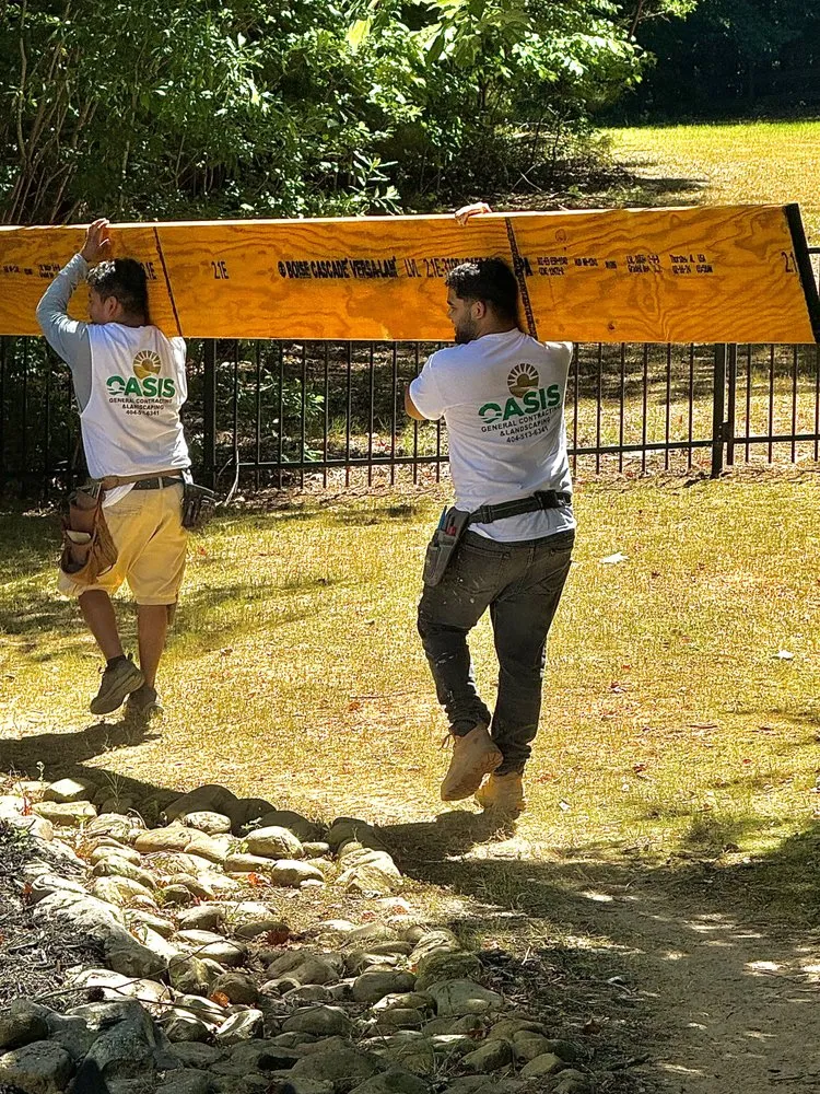 Custom lawn care service in Woodstock, GA - OASIS General Contracting & Landscaping