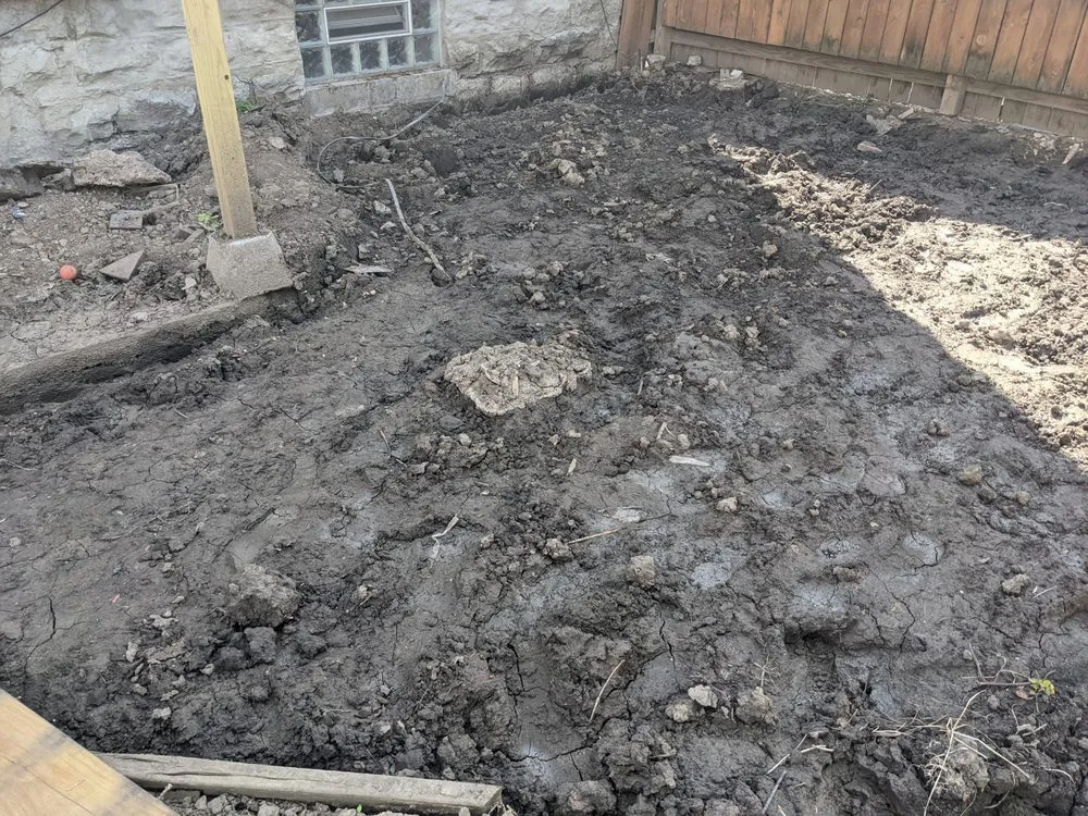 Affordable yard maintenance in Buffalo, NY by Oasis Handyman services