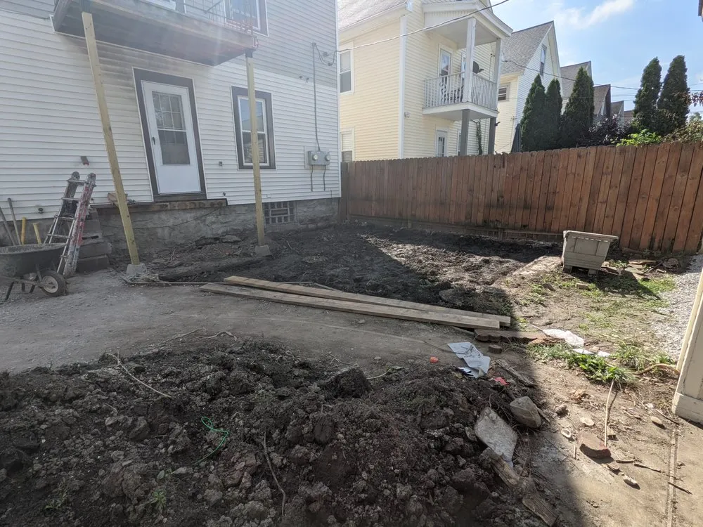 Local yard cleanup service in Buffalo, NY - Oasis Handyman services