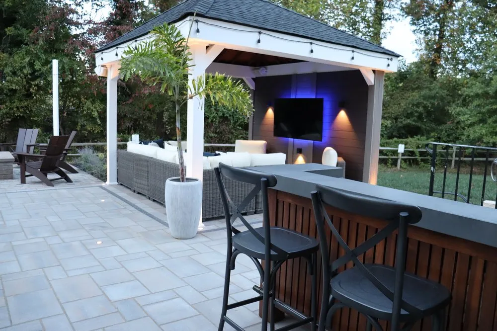 Professional residential landscaping in Annapolis, MD by Oasis Landscape Group