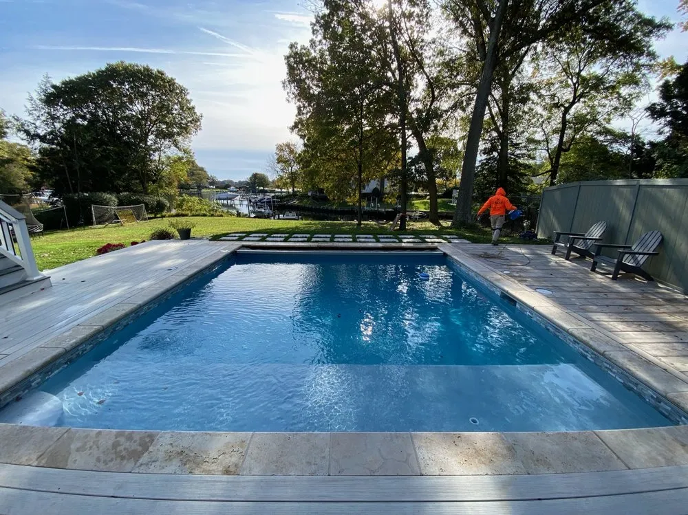 Custom yard cleanup service for homes in Annapolis, MD by Oasis Landscape Group