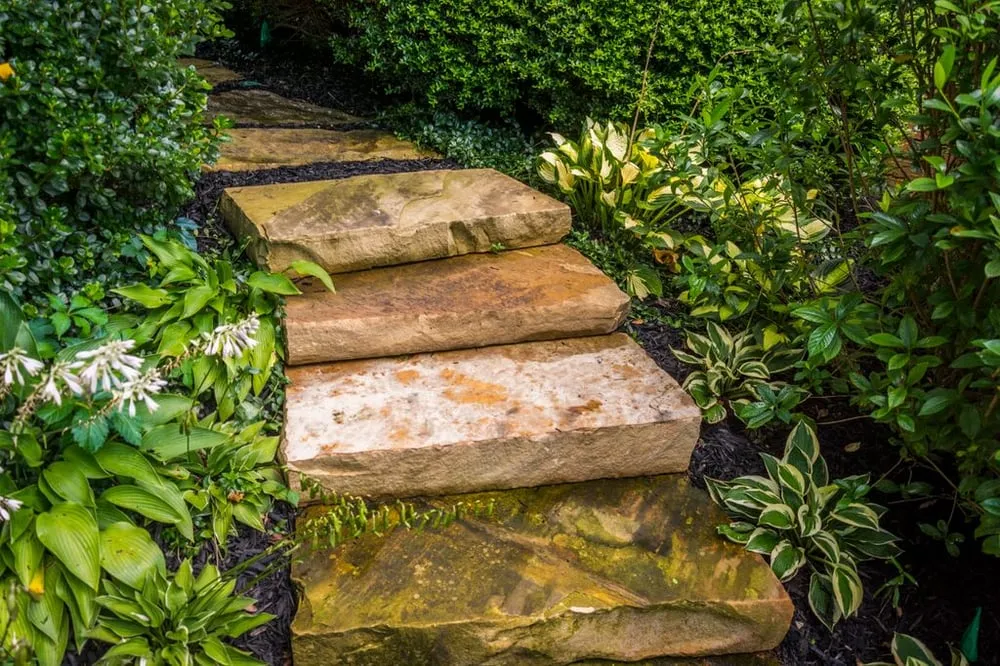 Top-rated lawn mowing service experts serving Atlanta, GA - Oasis Landscapes & Irrigation