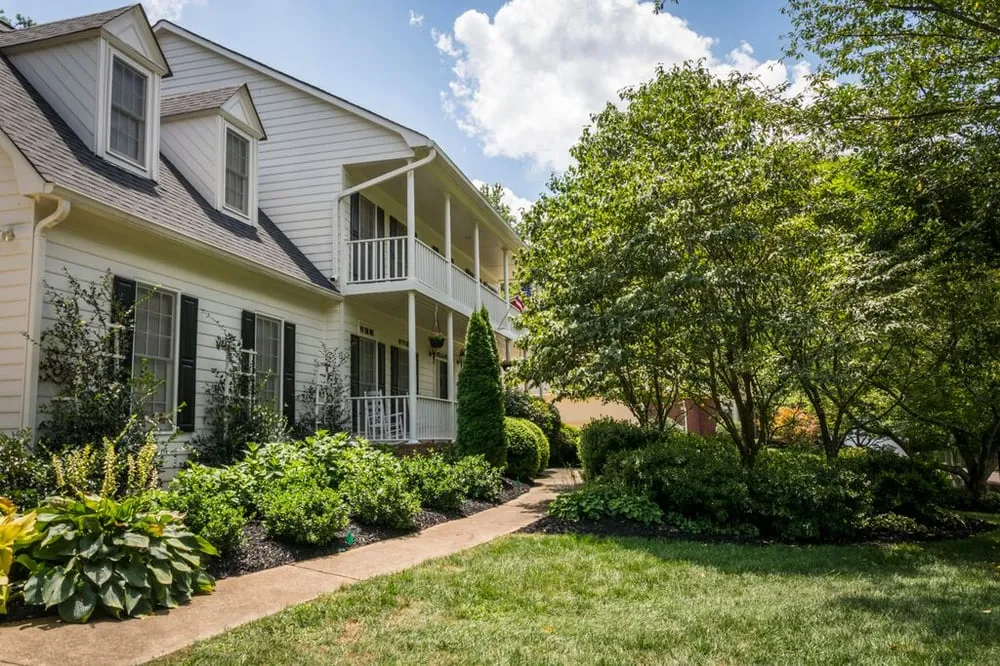 Local residential landscaping experts serving Atlanta, GA - Oasis Landscapes & Irrigation