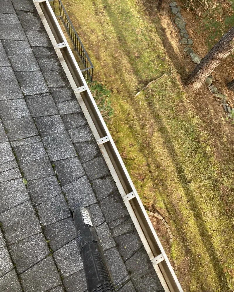 Expert yard maintenance in Chicopee, MA - Oasis Landscaping & More