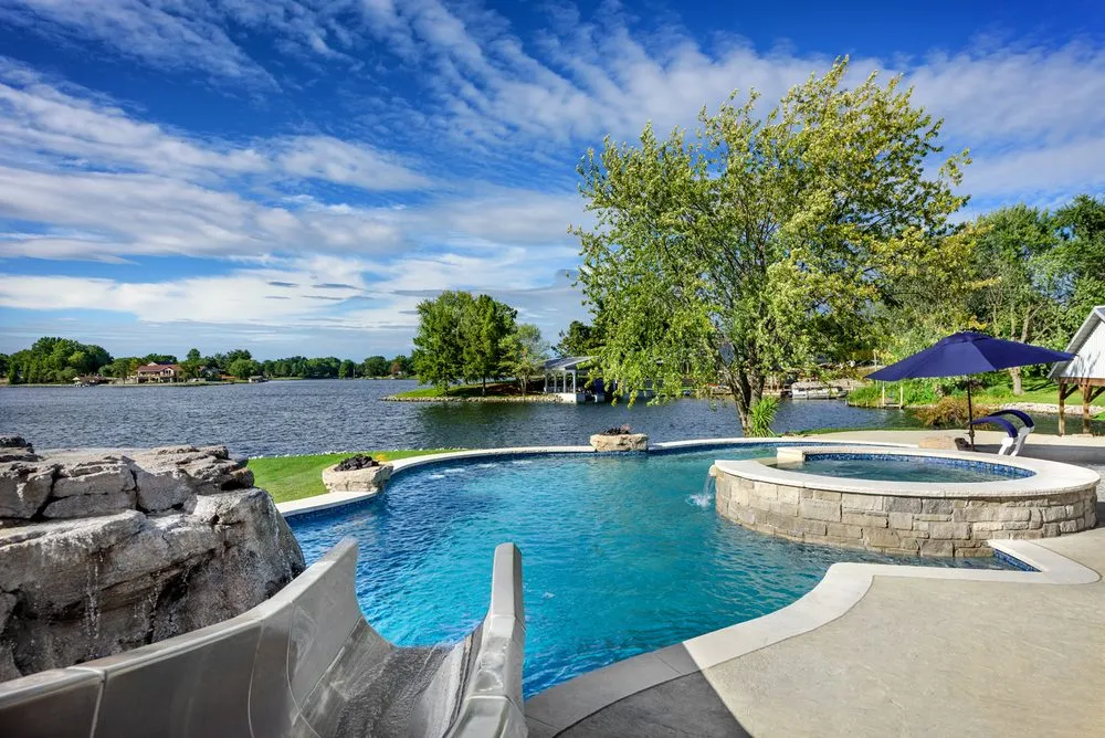 Local lawn care service for homes in Wood River, IL by Oasis Pools