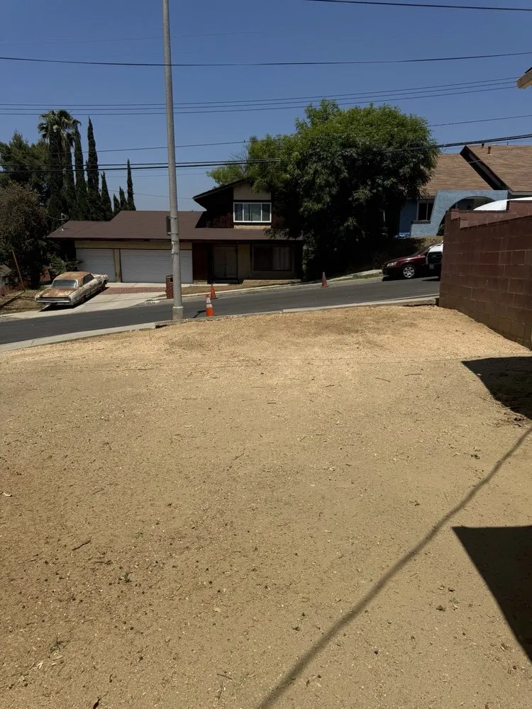 Trusted yard maintenance for outdoor upgrades in Los Angeles, CA by Oasis Tree Service