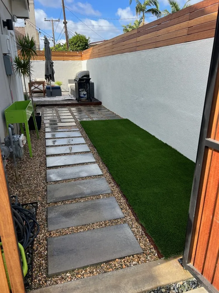 Local yard maintenance in Dallas, TX by Oasis Turf & Hardscape