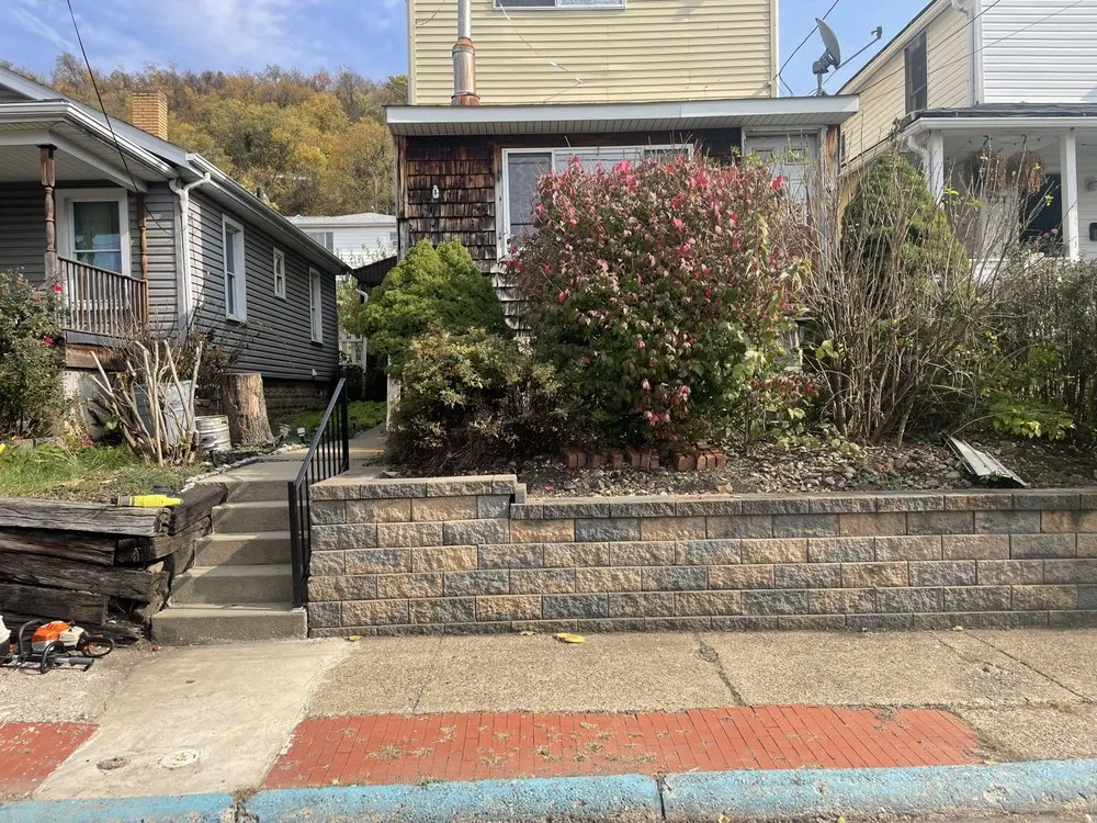 Trusted lawn mowing service experts serving Elizabeth, PA - Oats Family LawnCare