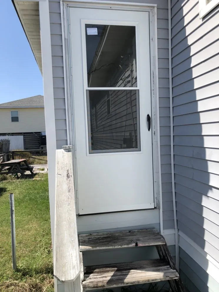 Expert lawn mowing service experts serving Kill Devil Hills, NC - OB Extra Clean