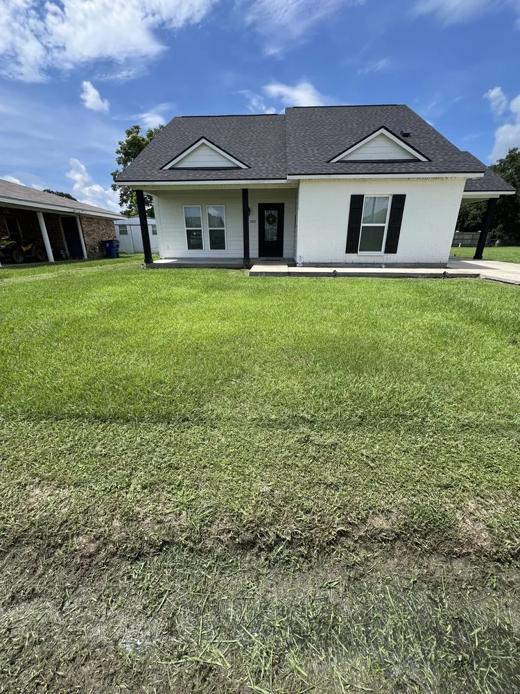 Expert landscaping services experts serving Duson, LA - Oboys Lawn Service