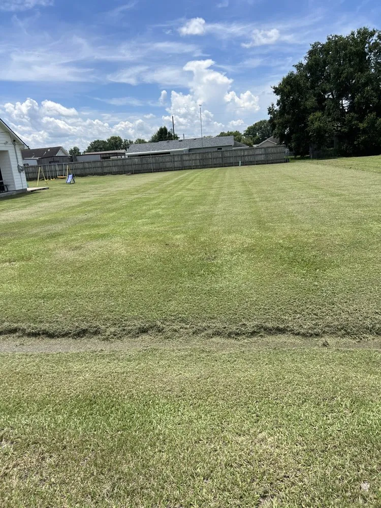 Expert yard cleanup service with custom design in Duson, LA by Oboys Lawn Service