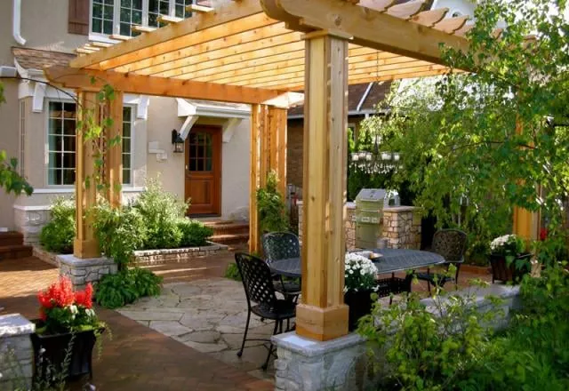 Professional yard maintenance in Skokie, IL - O'Brien Landscape