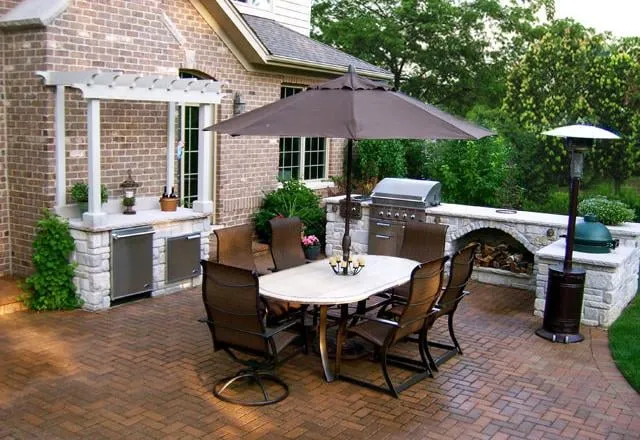 Professional garden landscaping experts serving Skokie, IL - O'Brien Landscape