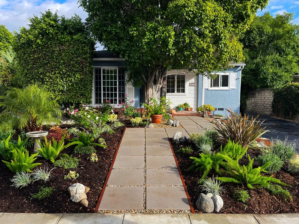 Top-rated lawn care service in Burbank, CA by Obrien Schridde Designs